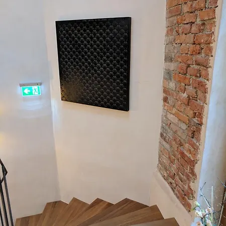 Rote19 Готель